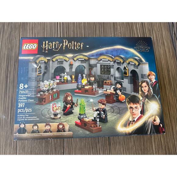 Lego Other - LEGO 397 pieces Harry Potter: Hogwarts Castle: Potions Class (76431)